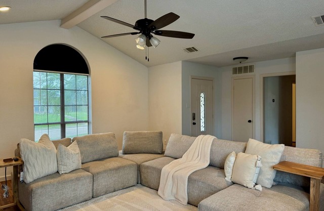 3-bedroom house in fabulous Wylie with WiFi, AC