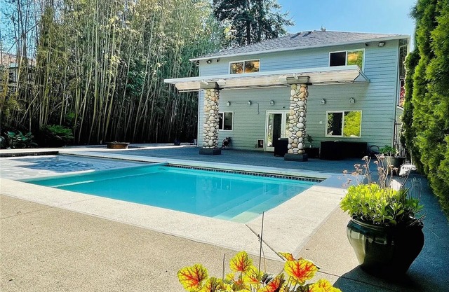 3-bedroom house in welcoming Seattle with fitness room, WiFi
