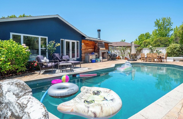 3-bedroom house Pool/Spa's and Cold Plunge