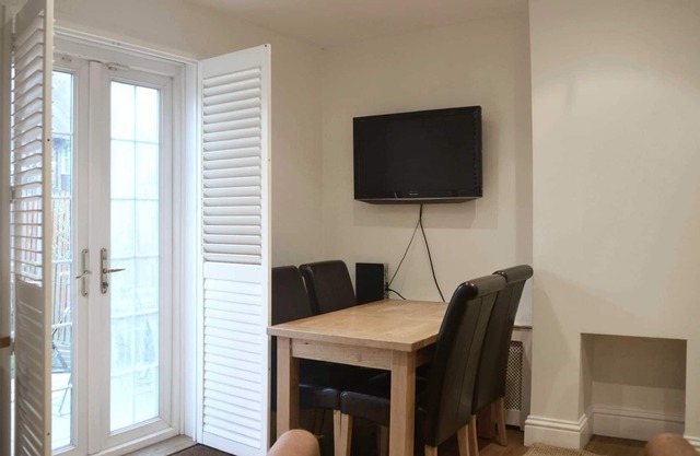 Casa de 3 habitaciones para 5 personas. Zona 2 Centro de Londres. Un lugar perfecto