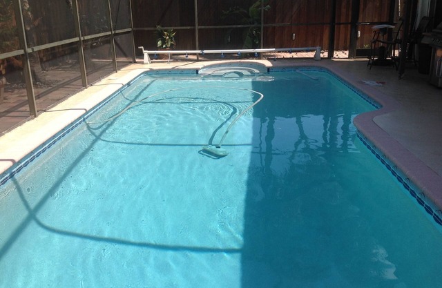 Casa de 3 dormitorios con piscina privada de agua salada climatizada, barbacoa, ubicación tranquila