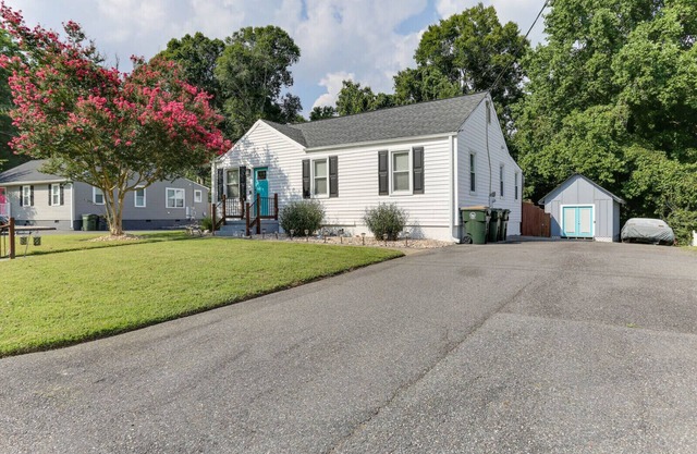 3 bedroom in Williamsburg - Next to Busch Gardens!