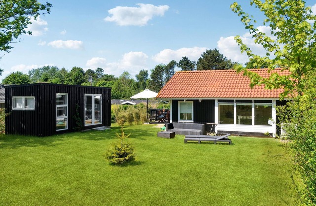 Preciosa casa en Føllenslev con cocina