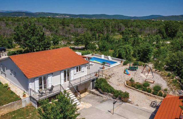 Increíble casa en Sestanovac con cocina