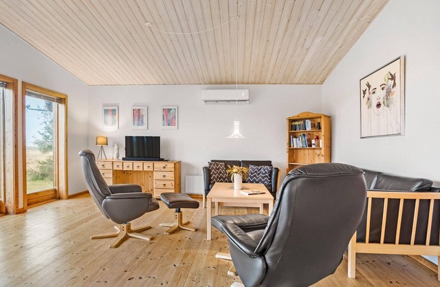 Increíble casa en Thyholm con cocina