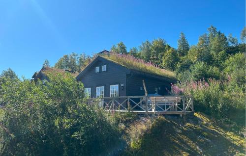3 Bedroom Lovely Home In Åseral