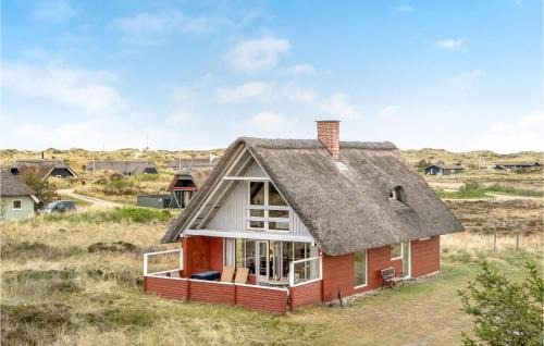 3 Bedroom Lovely Home In Blåvand