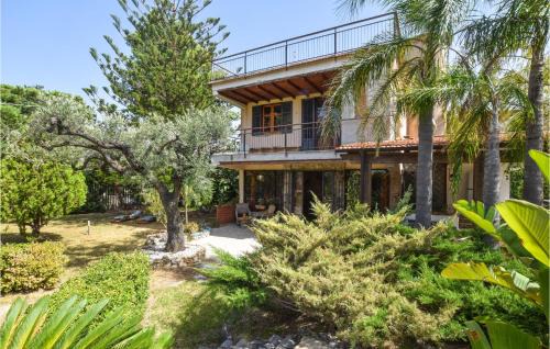 3 Bedroom Lovely Home In Borgetto