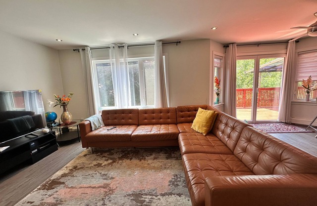 3-Bedroom Modern House in Welcoming Halifax