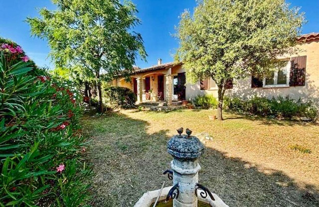 Bonita casa de 3 dormitorios en.