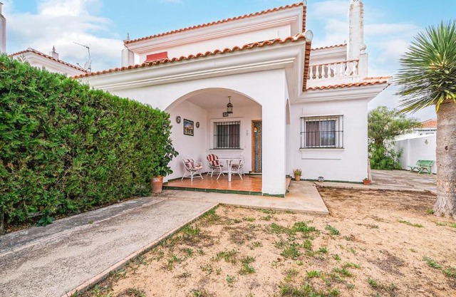3 Bedroom Nice Home In Matalascañas