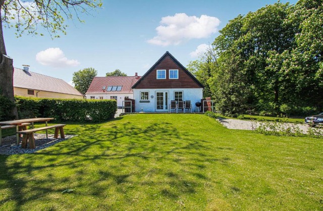 3 Bedroom Nice Home In Samsø