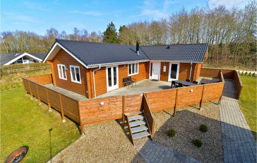 3 Bedroom Pet Friendly Home In Fårvang