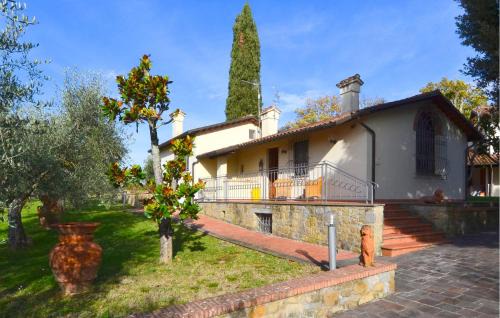 3 Bedroom Pet Friendly Home In Arezzo