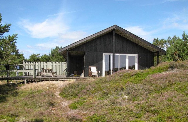 3 Bedroom Pet Friendly Home In Anholt