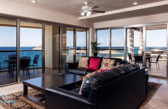 3 Bedroom Playa Blanca 1410 Condo by RedAwning