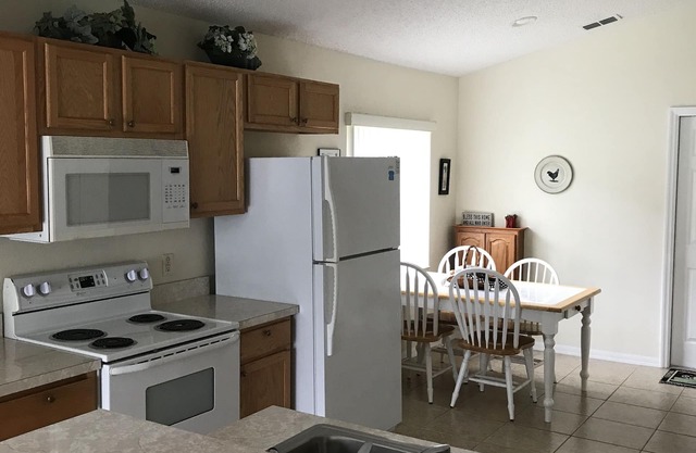 3 Bedroom Pool Home