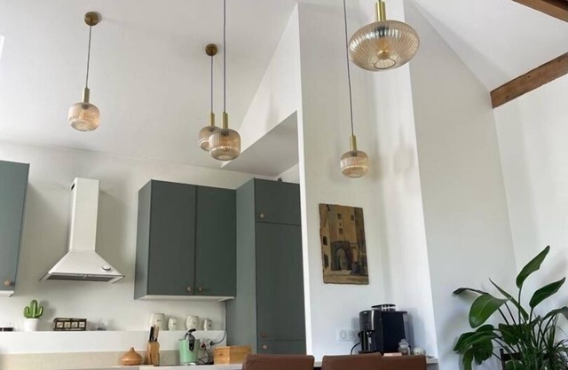 3 Bedroom Private vacation home in Meudon
