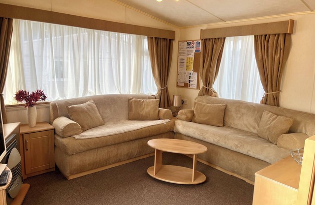 3 Bedroom Self-Catering Static Caravan near Glasgow City Centre