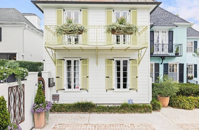 3 Bedroom Single family L-554351 by Houzlet