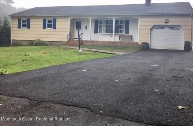 3 Bedroom Single family 139782 by Houzlet