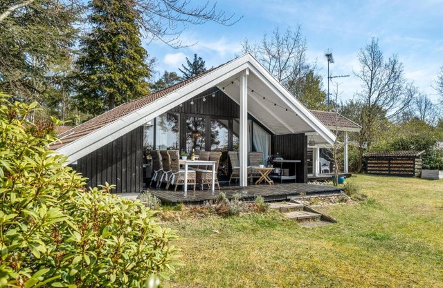 3 Bedroom Stunning Home In Hornbæk