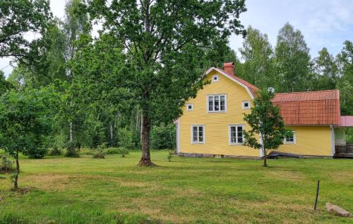 3 Bedroom Stunning Home In Tingsryd