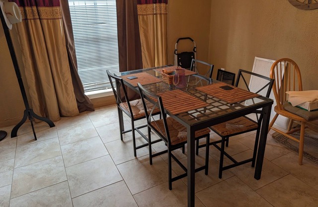 3-bedroom townhome in soothing Missouri City with AC.