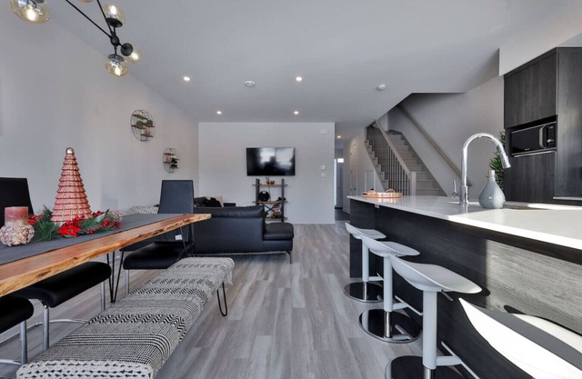 3 Bedroom Townhouse in Mirabel