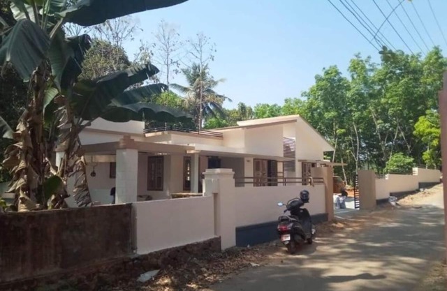 3 Bedroom Tropical Villa with A View - AC in 2 Bed Rooms