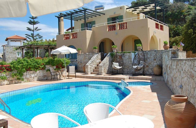 Villa Athina de 3 dormitorios con piscina privada (climatizada)