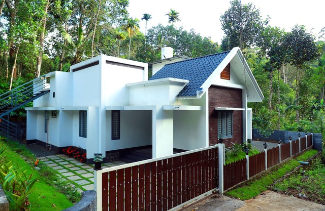 3 Bedroom Villa surrounded by Munnar's mesmerizing beauty of cascading mountains
