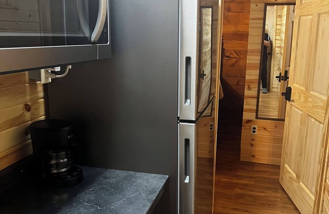 3-bedroom with 3 private Bathrooms Semi Shared Rooms Only cabin