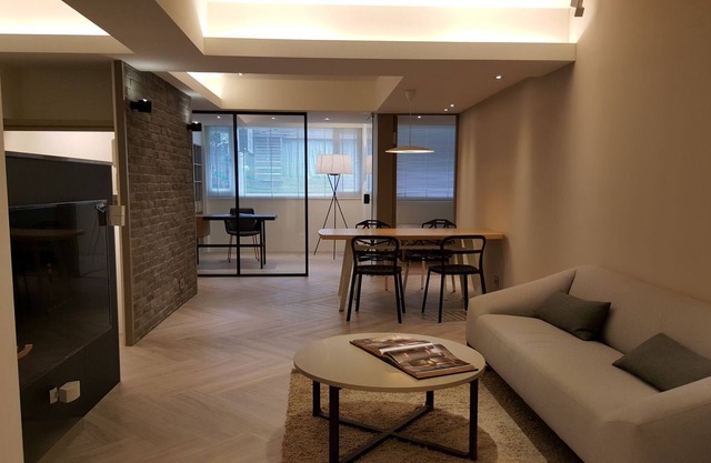 3 dormitorios + 1 sala de estudio + 3 baños (cerca de Taipei 101 y MRT)
