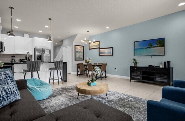 3 Bedrooms/3 Bathroom The Retreat (1523 RC)
