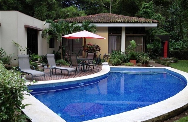 3 dormitorios y piscina privada en una de vigilante de pájaro del paraíso!