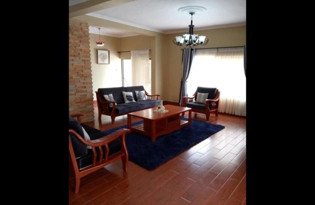 3 bedrooms exclusive house in Mass Media
