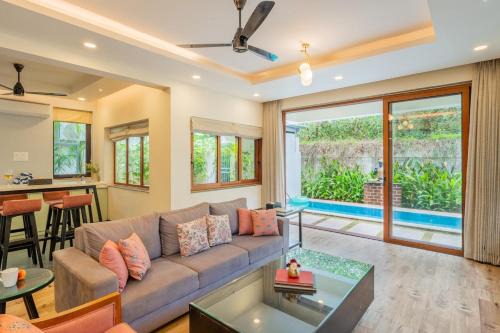 3-BHK Pvt Pool & Bar
