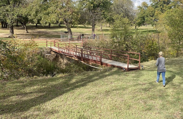 3 BR/2 BA Luxury Cabin Stay at Pecan Valley Ranch