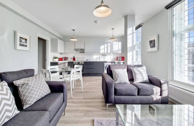 3 Brewers Lane - 1 bedroom apartment
