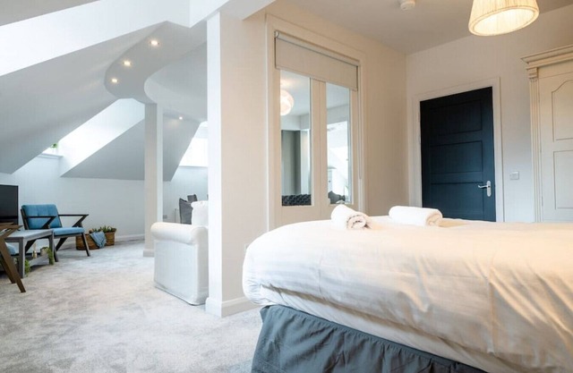 3 Bryan Street · Bryan Street No. 3 - Stunning & Spacious