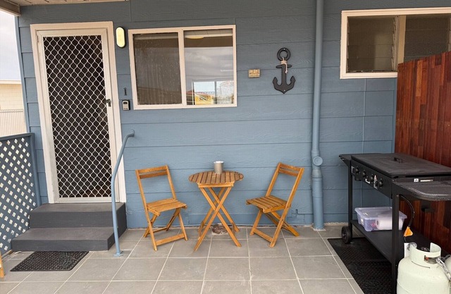 3 by the Sea at Coobowie Unit 1 - 1 bedroom - dog friendly-Off peak special!