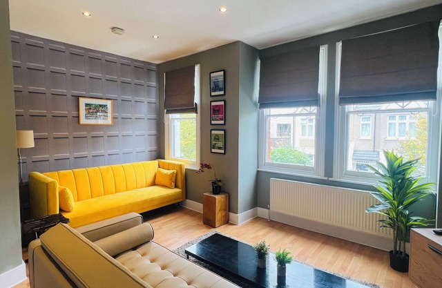 3 DORMITORIOS DBL FAMILLY APT CERCA DE NOTTINGHILL AREA KING SIZE BED EN MASTER