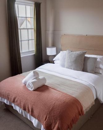 #3 - King Room at The Raven Aparthotel by PureStay