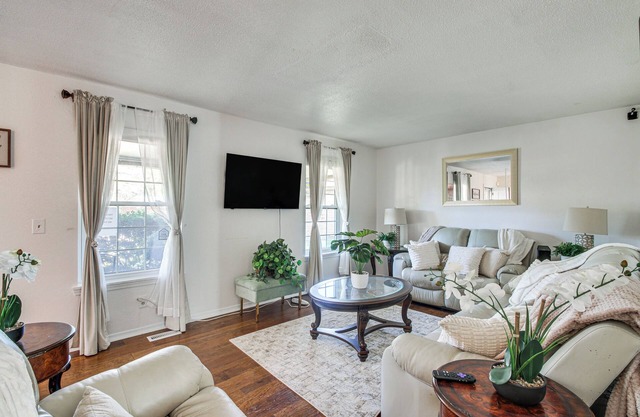 3 Mi to Diamond Ballroom: Home w/ Fenced Yard!