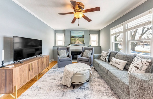 3 Mi to Hospitals: Inviting Rockford Home w/ Yard!
