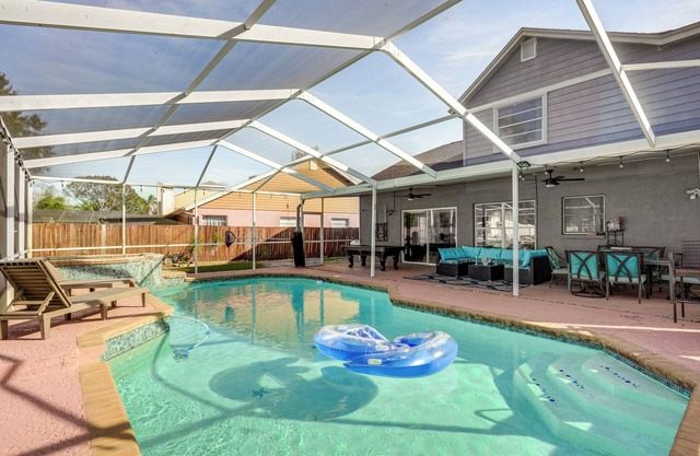 3 Mi to Marina: Riverview Family Home w/ Lanai!