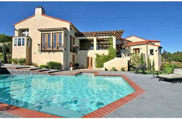 ¡3 millones de hacienda italiana en Mt Helix con 360 'de vistas impresionantes!