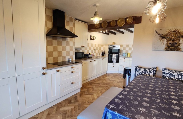 3 Penllan Cottages
