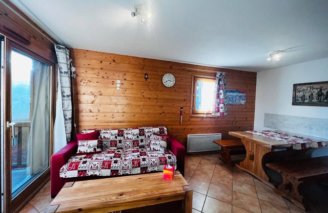Alquiler Apartamento 3 piezas, 2 baños, 6-7 pers. con Parking en Bisanne 1500
